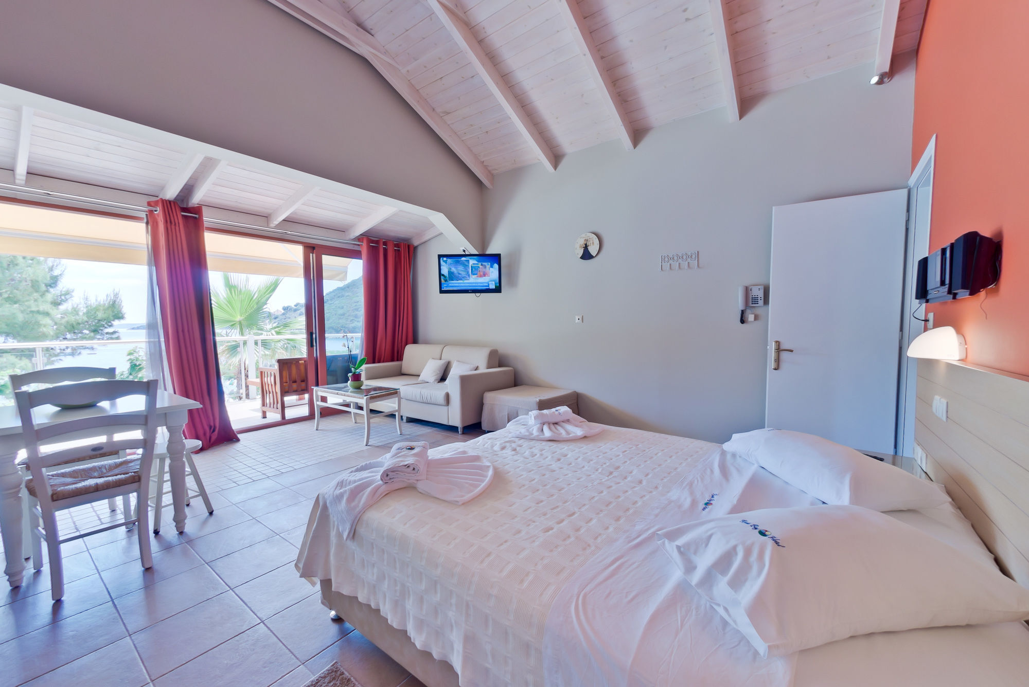 Rouda Bay Beach Hotel Mikros Gialos Dış mekan fotoğraf